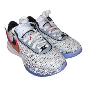 NWOT Nike LeBron 20 XX 'The Debut' White Metallic Gold Shoes Size 6
